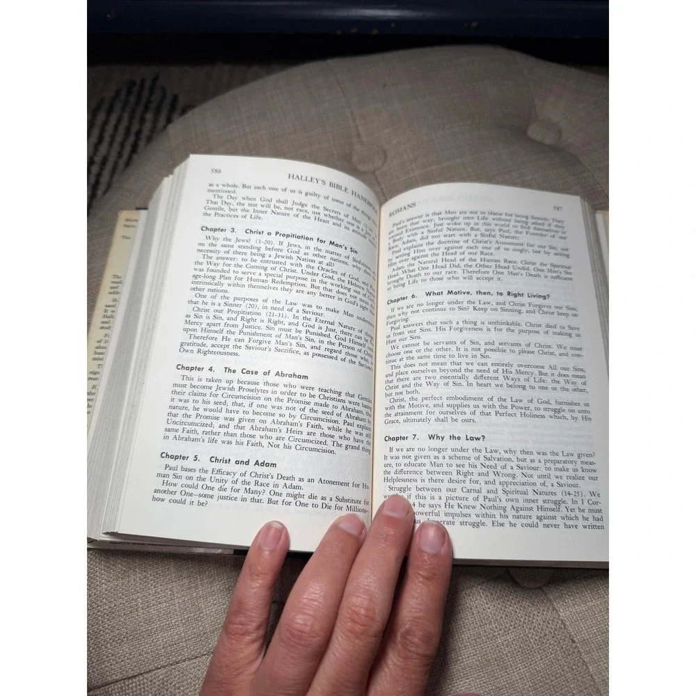 Halley's Bible Handbook New Revised Edition Zondervan Hardcover HC‎ w/DJ